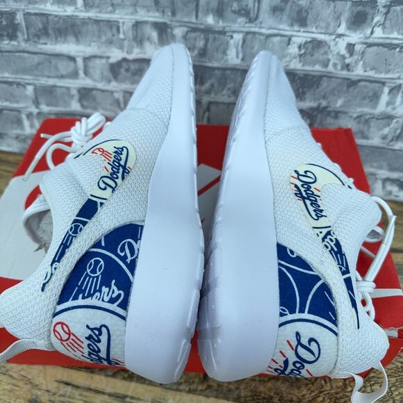 Nike Roshe One Triple White Los Angeles Dodgers Custom 511881-112 Mens Size 10 - Picture 5 of 7